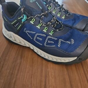 KEEN NXIS Evo Low Waterproof Hiking Shoes Blue Mens Size 7 Outdoor Camp Fishing